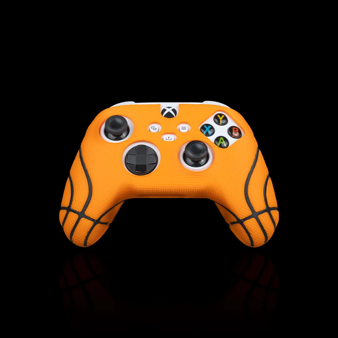 Front view of a basketball-style cover fitted to an Xbox controller.