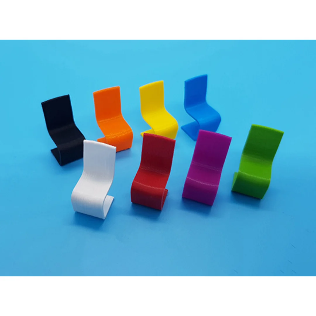 Cantilever Chair miniature models displayed together at 1:50 scale.