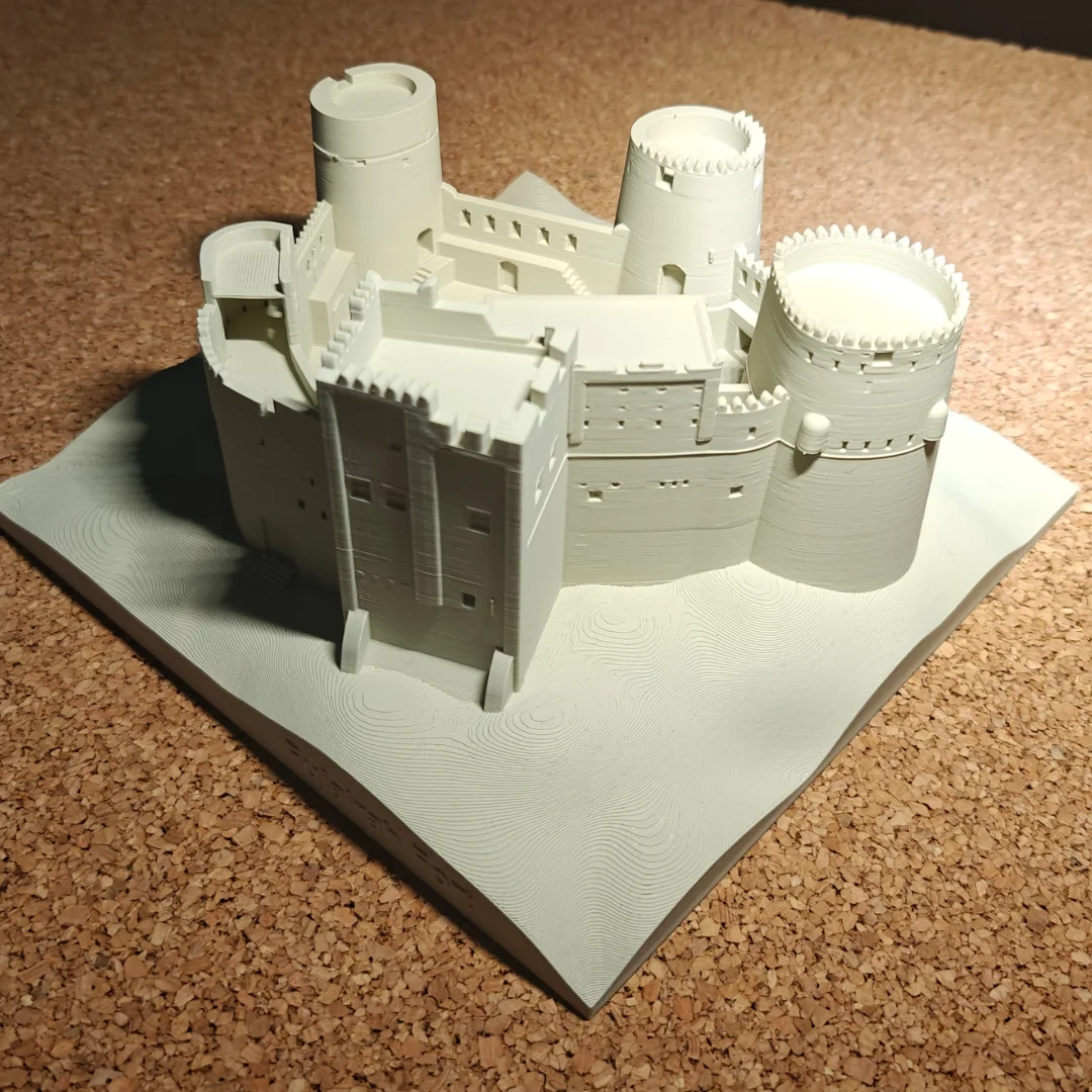 Angled view of a Fujairah Fort model showing the entrance and crenellated walls.