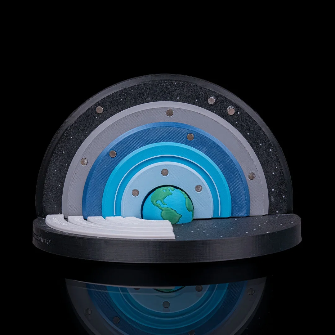 Front view of the atmosphere model without its removable miniatures.