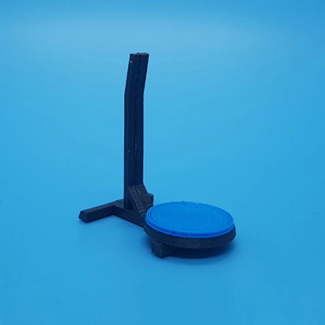 Vibration Plate miniature model at 1:50 scale.
