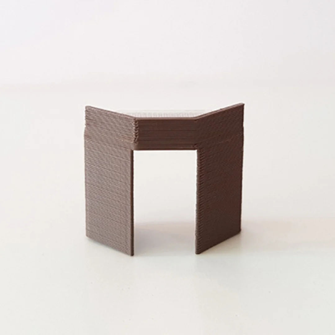 Small Desk miniature model at 1:50 scale.